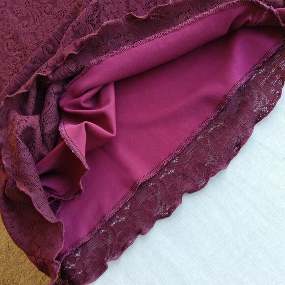 Burgundy Lace Pencil Midi Skirt M Fairweather Studio lined stretch floral - Picture 6 of 14